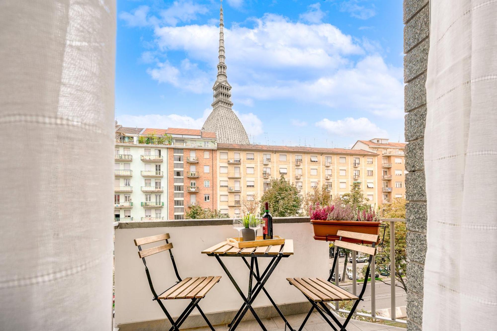 Appartamenti Vista Mole, Centro A 15 Min - Luxury Suites & Fast Wifi Turin Exterior foto